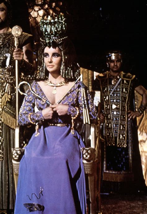 12 Movie Costumes That Won Oscars Because They Are Just That Exquisite Elizabeth Taylor