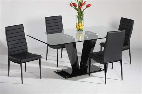 With a sinuous and elegant shape, it is the perfect solution to furnish the living room with. Refined Glass Top Leather Italian Modern Table with Chairs Omaha Nebraska CHVICT