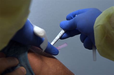 Eeuu Empezaría A Distribuir Vacuna De Covid 19 En Diciembre
