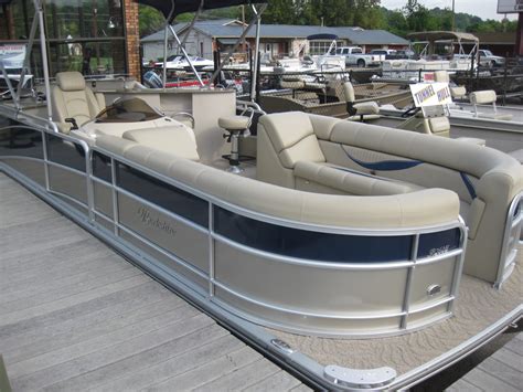 Eagles landing of lone mountain is a vacation rental located in norris lake, tennessee. Photo Gallery | Norris Lake Tennesse | Norris Landing Marina