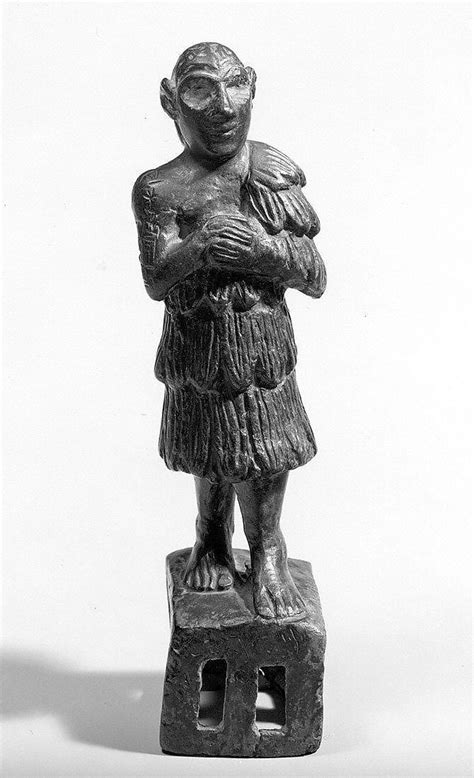Standing Male Worshiper Sumerian Early Dynastic Iiib The Met