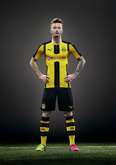 Football kit archive is the state of art archive for the history and evolution of football kits, or if you prefer it, soccer jerseys. Borussia Dortmund 2016/17 Home Kit On Sale