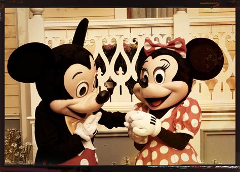 Mickey And Minnie Disneyland Paris Disney Mouse Mickey Minnie