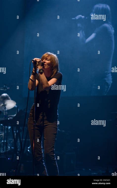 Beth Gibbons Of Portishead Performing At The Hammersmith Apollo London