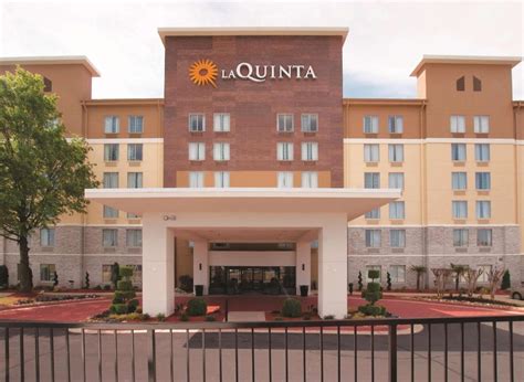 La Quinta Inn And Suites By Wyndham Atlanta Airport North Motel Atlanta