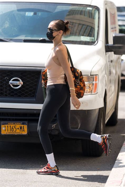 Bella Hadid Steps Out In Tribeca In New York City 07 Gotceleb