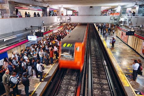Cdmx Cierran Estaciones Del Metro Para Bajar Flujo De Personas En El Centro La Verdad Noticias