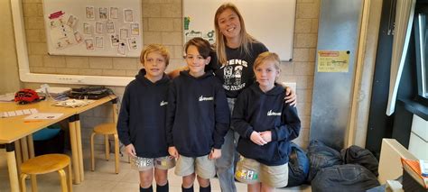 Uniformen En Rolletjes In T Molenholleke Internetgazet Heusden Zolder