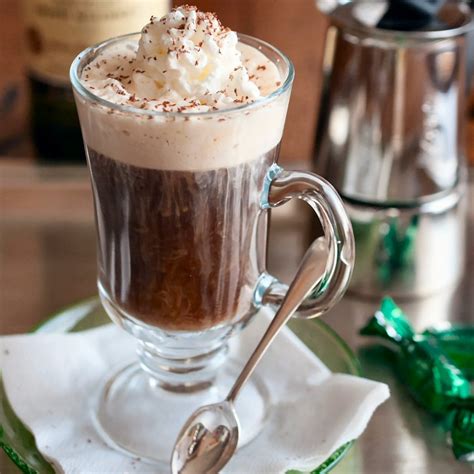 Top Off St. Patrick's Day With An Irish Coffee - EntertainingCouple.com