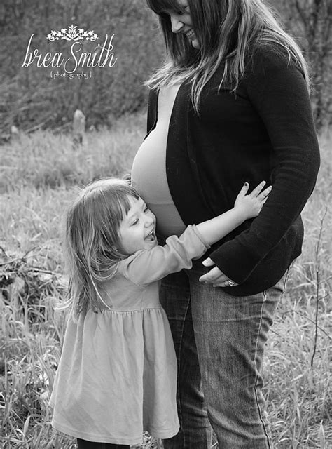 Maternity Mom And Big Sister Belly Photos Breasmith Photography Belly Photos Belly Photography