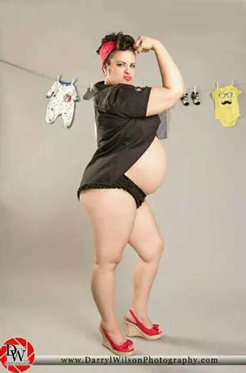Pin On Plus Size Maternity Photo Shoot Inspiration