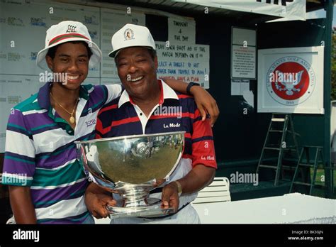 Tiger Woods And Earl Woods 1991 Hi Res Stock Photography And Images Alamy