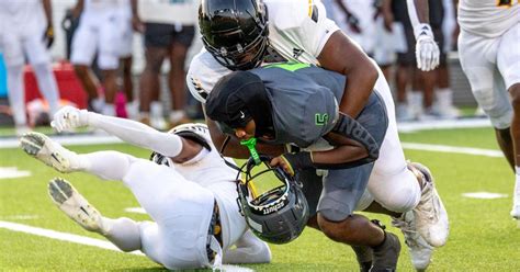 Photos Central Gwinnett At Discovery Football Slideshows