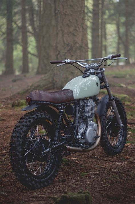 With the lowering of the handlebars and changing of the gas tank and seat, the outline of the bike becomes more curved. Motorcyclepedia | Bobber motorcycle, Scrambler motorcycle ...