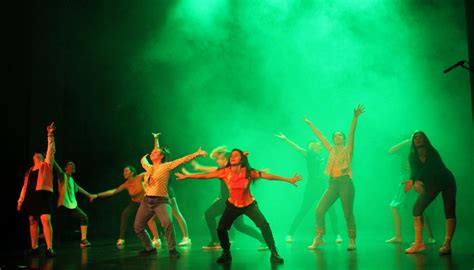 Teatro Y Expresión Corporal Mondo Ritmic Escuela De Música Castellón