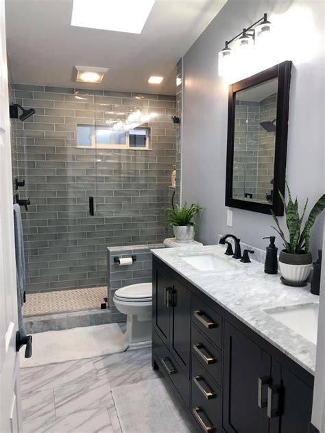 Minimalist Bathroom Counter Minimalistbathroomtiles Bathroom Tile