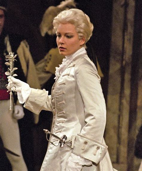 Elina garanca vient de publier un récital sacré et sincère intitulé meditation chez deutsche reste, le portrait en triptyque de la maréchale, octavian et sophie qui sous la plume du compositeur demeure. Octavian "Der Rosenkavalier" | Певицы, Опера