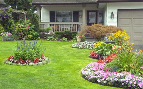 Don't forget to incorporate the views beyond your yard. 15 Landscaping Ideas for Front Yards - Garden Lovers Club