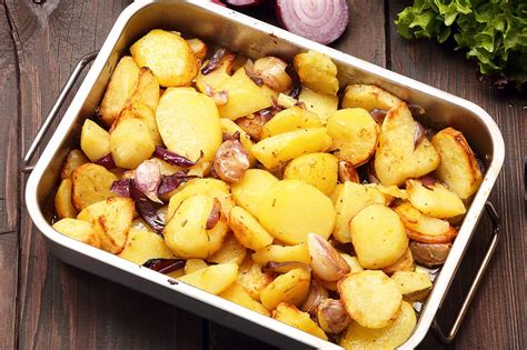 Patatas Al Horno Con Ajo Y Cebolla Recetinas