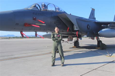 Weapon Systems Officer Makes History At Usaf Weapons School Edwards