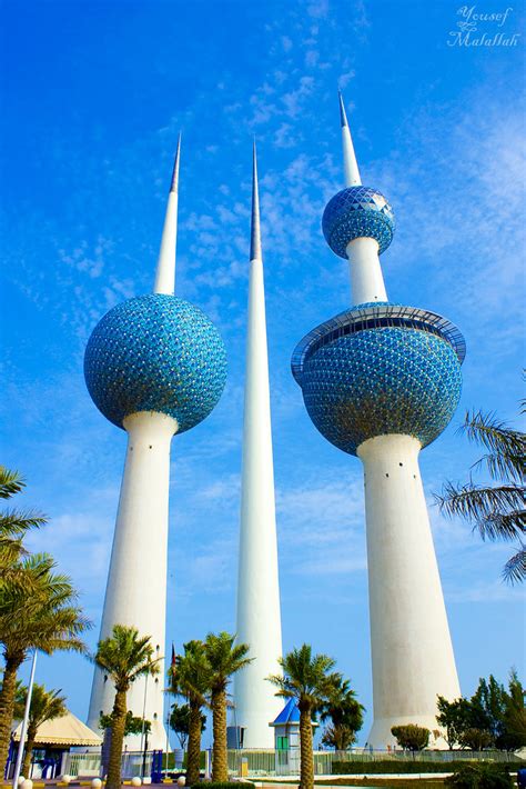 أثارت الفنانة الاستعراضية المصرية، سما المصري، الجدل بعد نشرها فيديو أمام أبراج الكويت، على موقع الصور انستغرام، وذلك بعد لقاء أجرته على إحدى القنوات التلفزيونية. Kuwait Towers | أبراج الكويت Facebook Twitter Tumblr ...