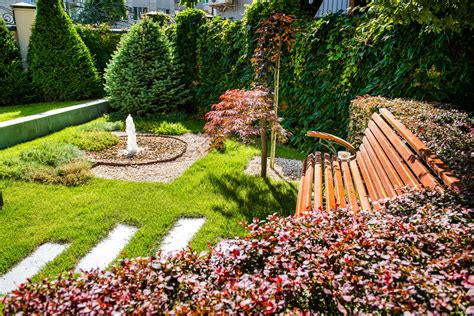 Who does not love beautiful backyard gardens? Fabulous And Innovative Ideas for Backyard Landscaping on ...