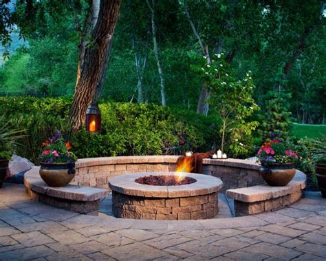 When you have a group sitting around the fire pit, all of those lawn chairs can really trip folks up. Designing a Patio Around a Fire Pit | DIY