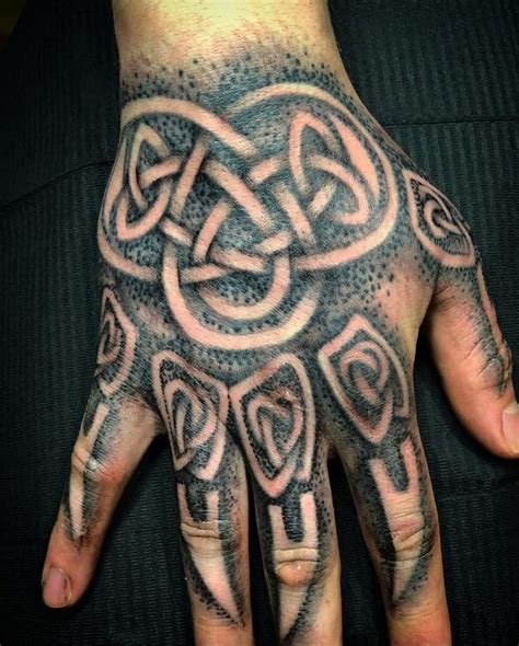 How did the celts tattoo? 125 Celtic Tattoo Ideas to Bring Out the Warrior in You ...