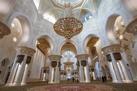 Andere moscheen wie die mezquita von córdoba folgten. Scheich-Zayid-Moschee in Abu Dhabi, VAE | Franks Travelbox