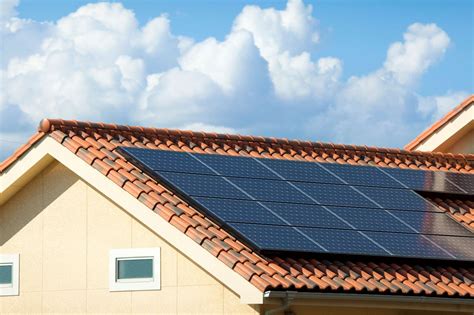 Which Roof Type Best Supports Solar Panels? - Shon Boswell Roofing