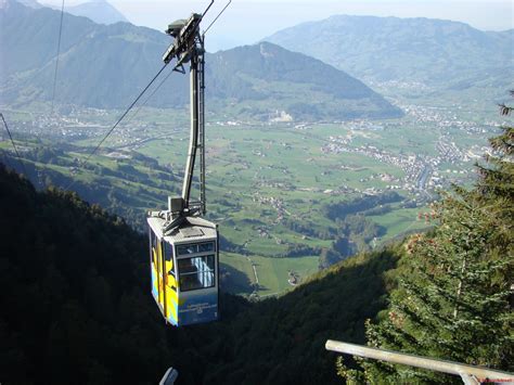 Bergfrühling «ufäm stoos ob schwyz». Stoos