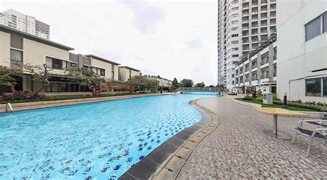 Kolam renang memiliki kesan seperti air terjun. Jual Obat Kolam Renang Untuk Apartemen | Mosaic Kolam Renang