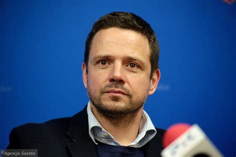 Rafał trzaskowski goni andrzeja dudę. Czy te oczy mogą kłamać, czyli Trzaskowski kobietom ...