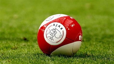 Voetbal.nl is hét platform voor amateurvoetballend nederland. Ajax laat Russische jeugd voetballen | Nederlands voetbal | AD.nl