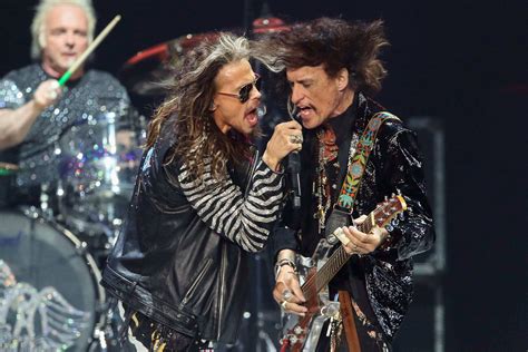 Aerosmith Perform First Tyler Perry Song Movin Out In Las Vegas
