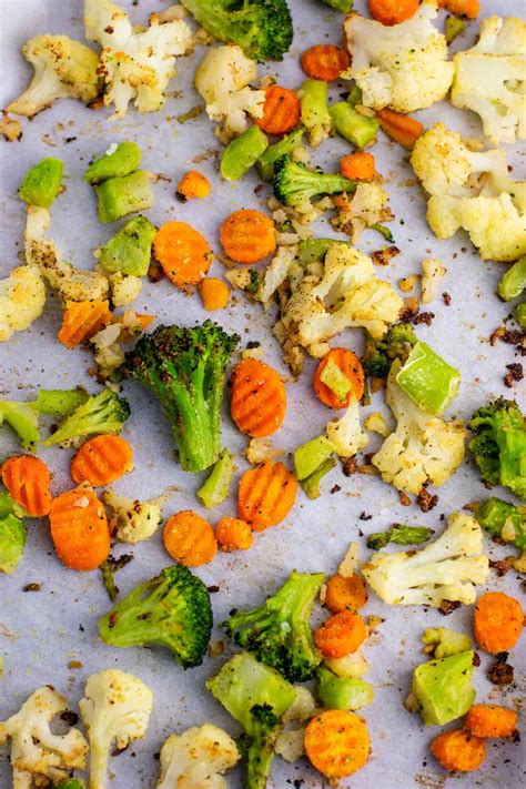 How to saute frozen broccoli. Roasting frozen vegetables - these are amazing and so easy ...