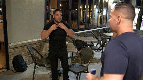 jersey shore ronnie ortiz magro almost ends up in bar fight