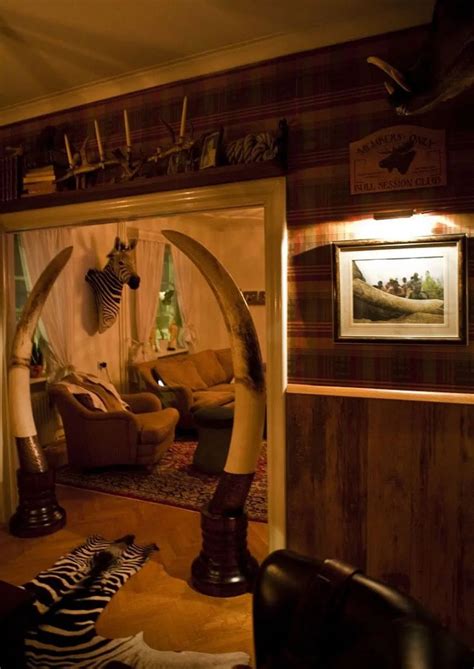 Fascinating Man Cave Decorating Ideas For Manly Craft Lovers 9 In