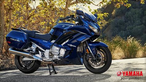 The fjr1300 sets the benchmark against which all other supersport tourers are measured. Yamaha Μοτοδυναμική Test Ride FJR 1300 στην Μαρίνα ...