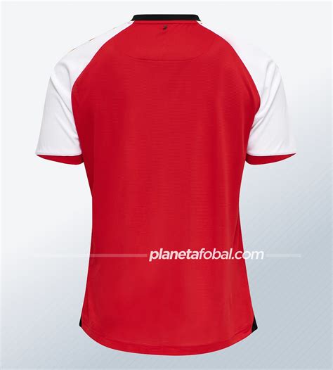 Rb leipzig hat am samstag die tabellenführung in der deutschen bundesliga erfolgreich verteidigt. Camiseta Hummel del SC Freiburg 2020/21