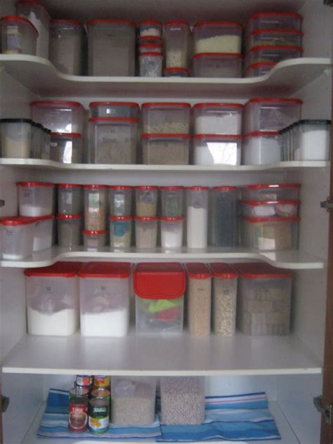 It's no secret that food storage containers can be hard to organize. Ask me how to make your Pantry look like this ...
