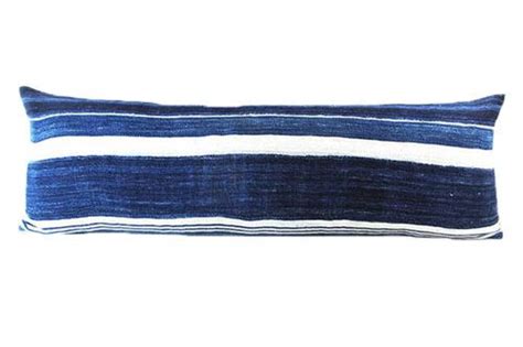 A lumbar support pillow is a pillow that sits between a person's lower back and the bed. Round Up: The "One & Done" Extra Long Lumbar Pillow | Long ...