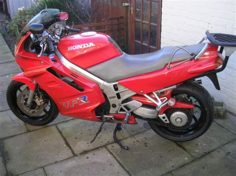 Are driving 0 · subscribed 0 · discussions 0. Honda VFR 750cc