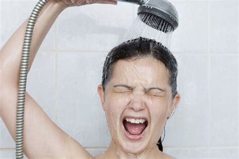 I Took A Cold Shower For A Week Heres What Happened Dose Hangover Help Benefits Of Cold
