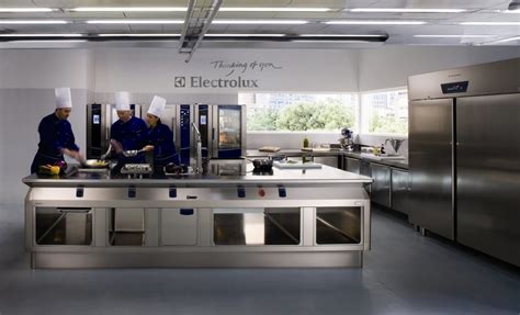 Extra garancia meghatározott hűtőkészülékek kompresszorára. Cocinova Corberó Electrolux - innovación sueca - Cocinova