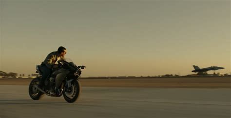 What Was Tom Cruises Motorcycle In The Film Top Gun