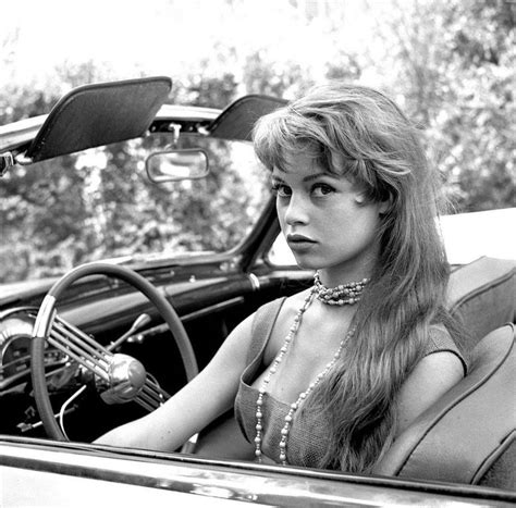 Brigitte Anne Marie Bardot Francuska Modelka Piosenkarka I Aktorka Filmowa Symbol Seksapilu