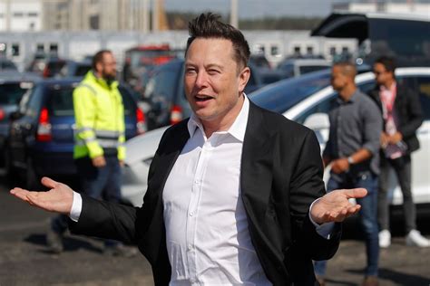 Elon musk has overtaken jeff bezos to become the world's richest person, having seen his wealth rise from $25 billion to nearly $200bn in less than a year. Elon Musk is the world's richest person. Is he giving his ...