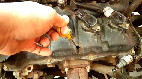 5 Symptoms If You Put Wrong Engine Oil In Your Car