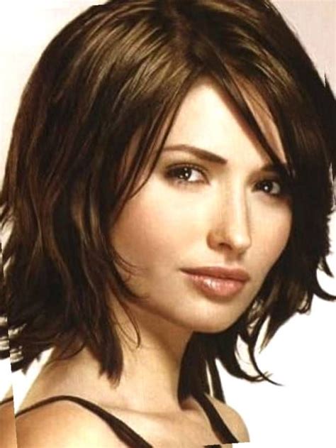 Short Hairstyles For Round Faces Double Chin Short